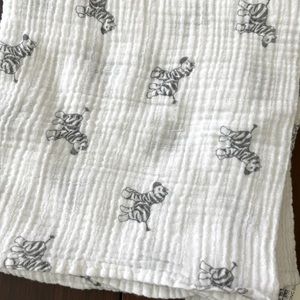 3/$15 Amazing Baby swaddle